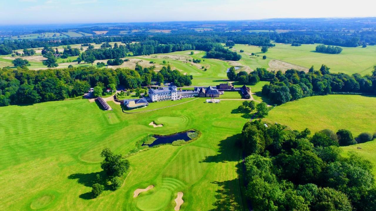 Bowood Hotel, Spa, And Golf Resort Chippenham  Exterior photo